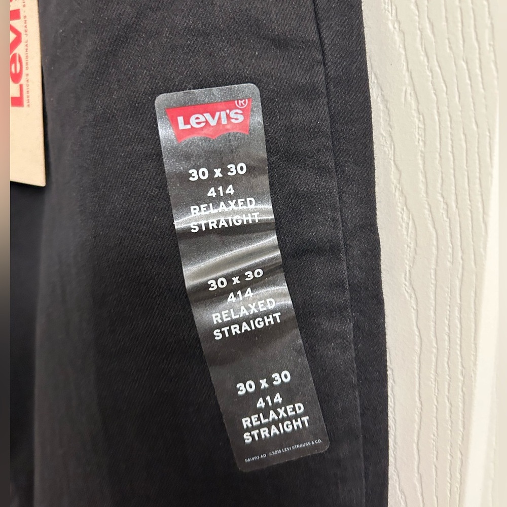 Levi’s 414 Relaxed Straight Jeans